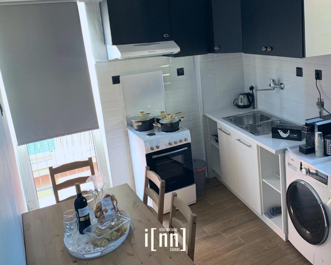 Inn Kalamata Urban Suites Dt ภายนอก รูปภาพ